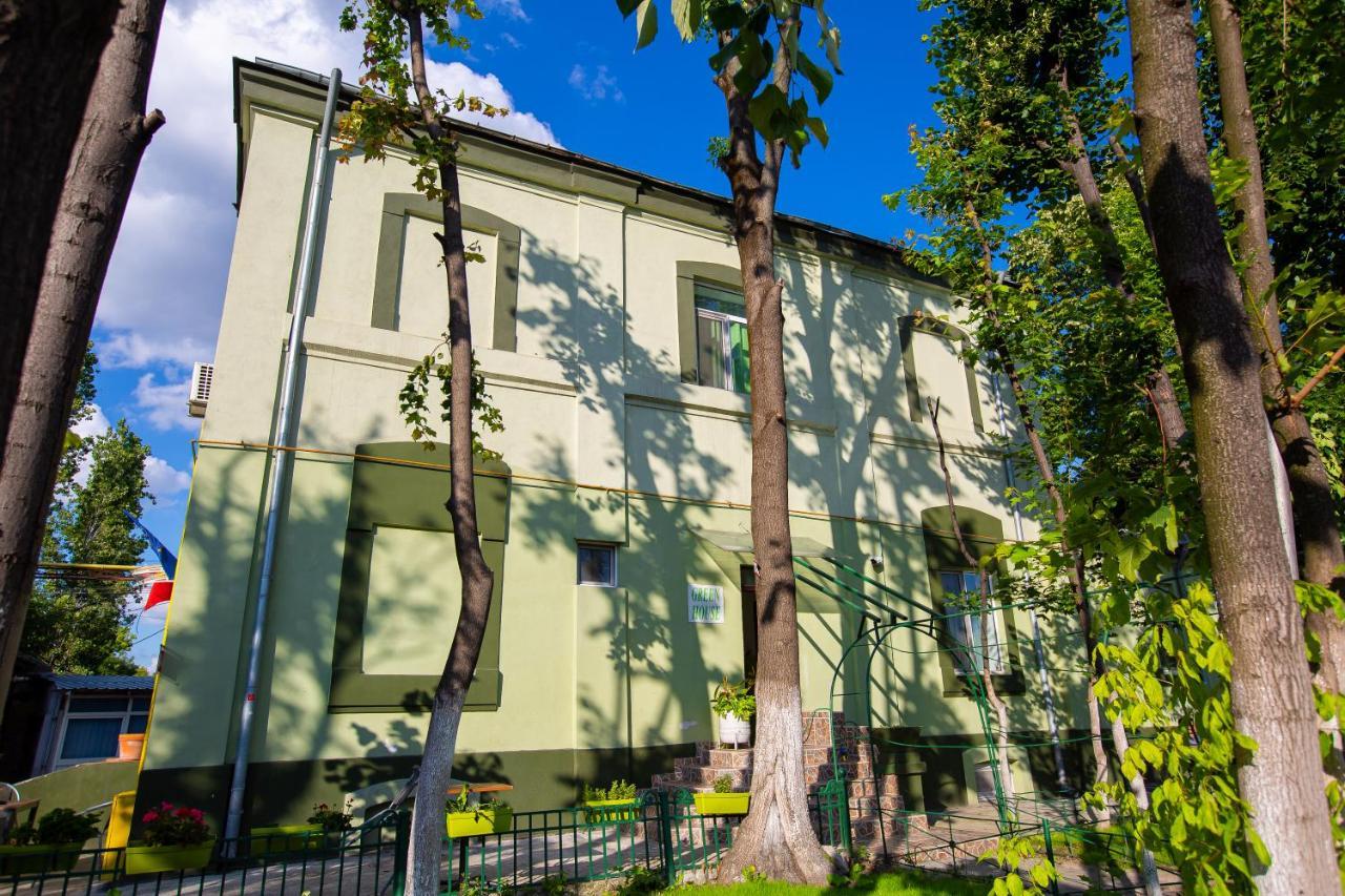 Green House Bucharest Exterior photo